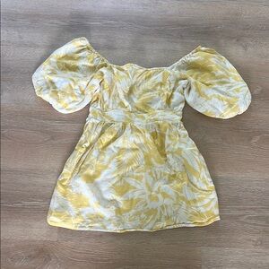 Billabong Yellow and White Puff Sleeve Sundress